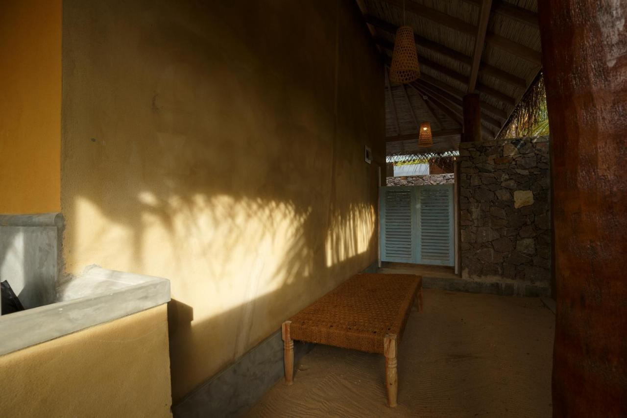 Vacanzaa Resort Kalpitiya Buitenkant foto
